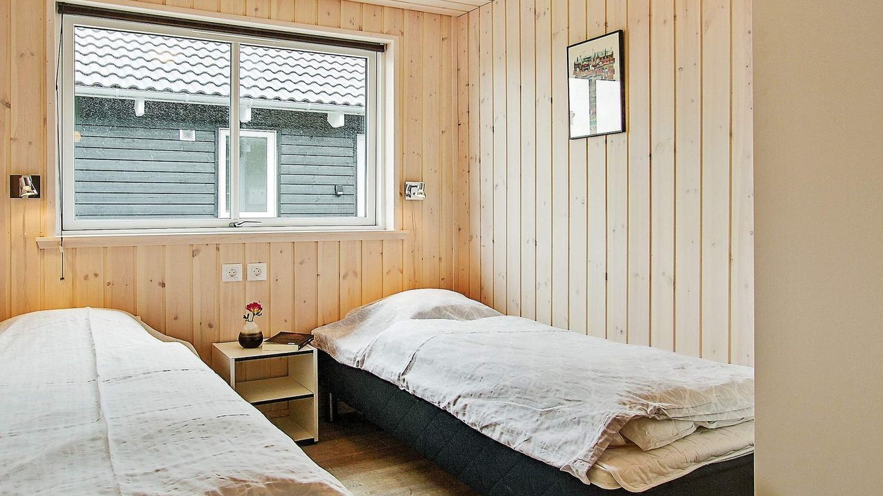 Indoor Indoor